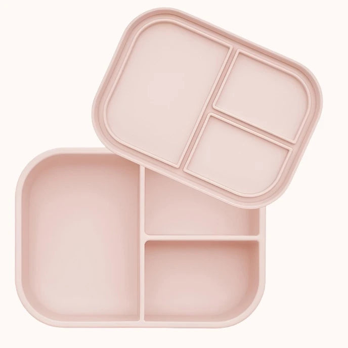 Four-compartment silicone bento box in blush color