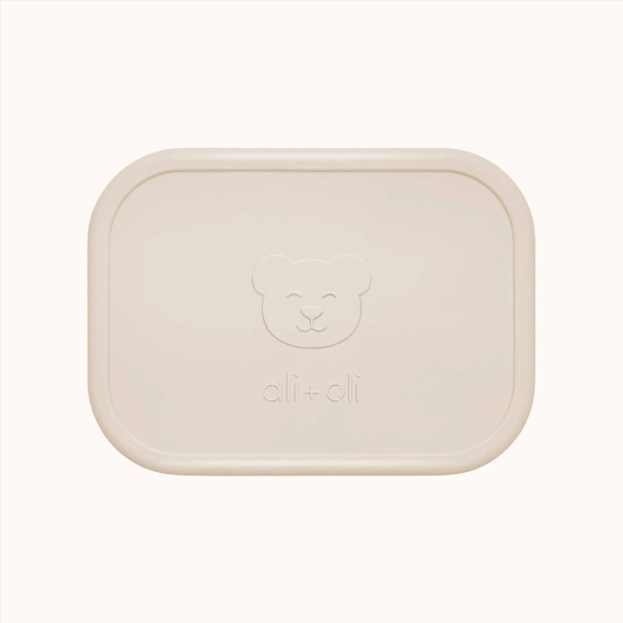 Ali+Oli Coco silicone bento tray featuring a cute bear motif