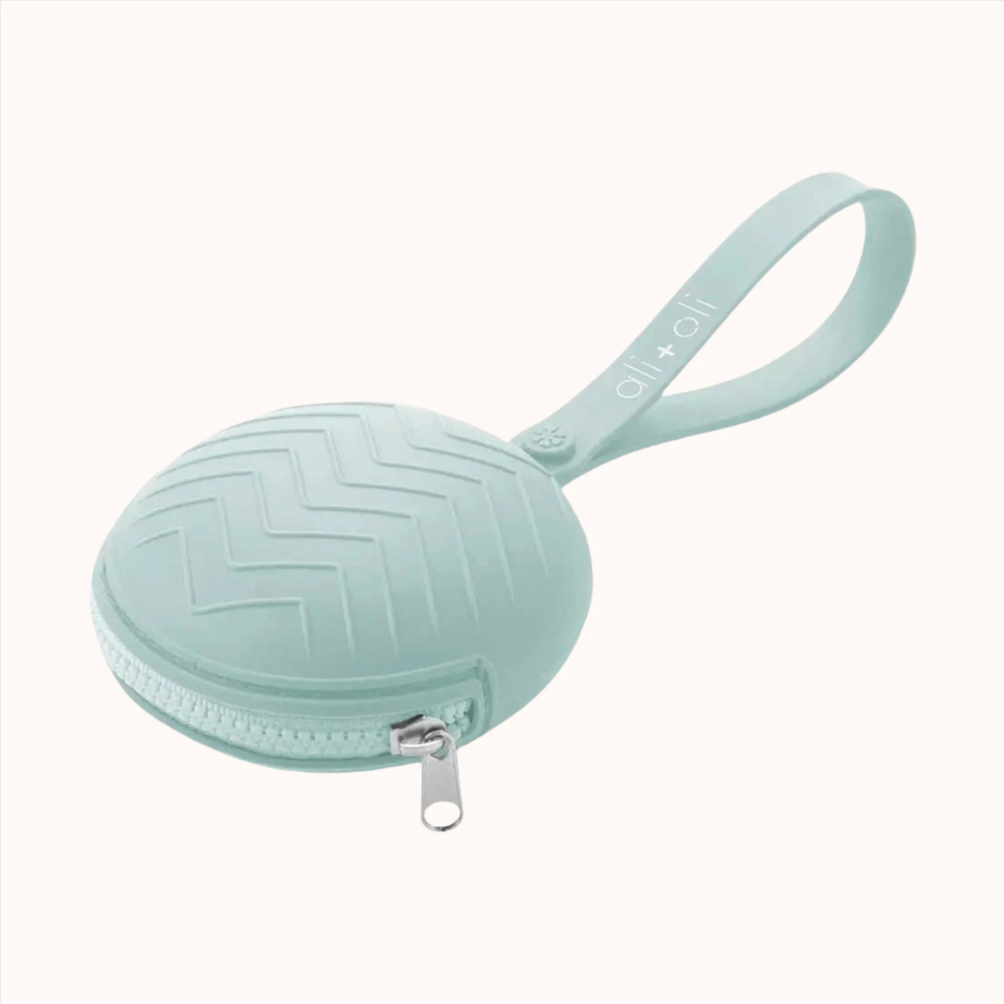 Ali+Oli Small-sized pacifier case in mint with a smooth zipper mechanism