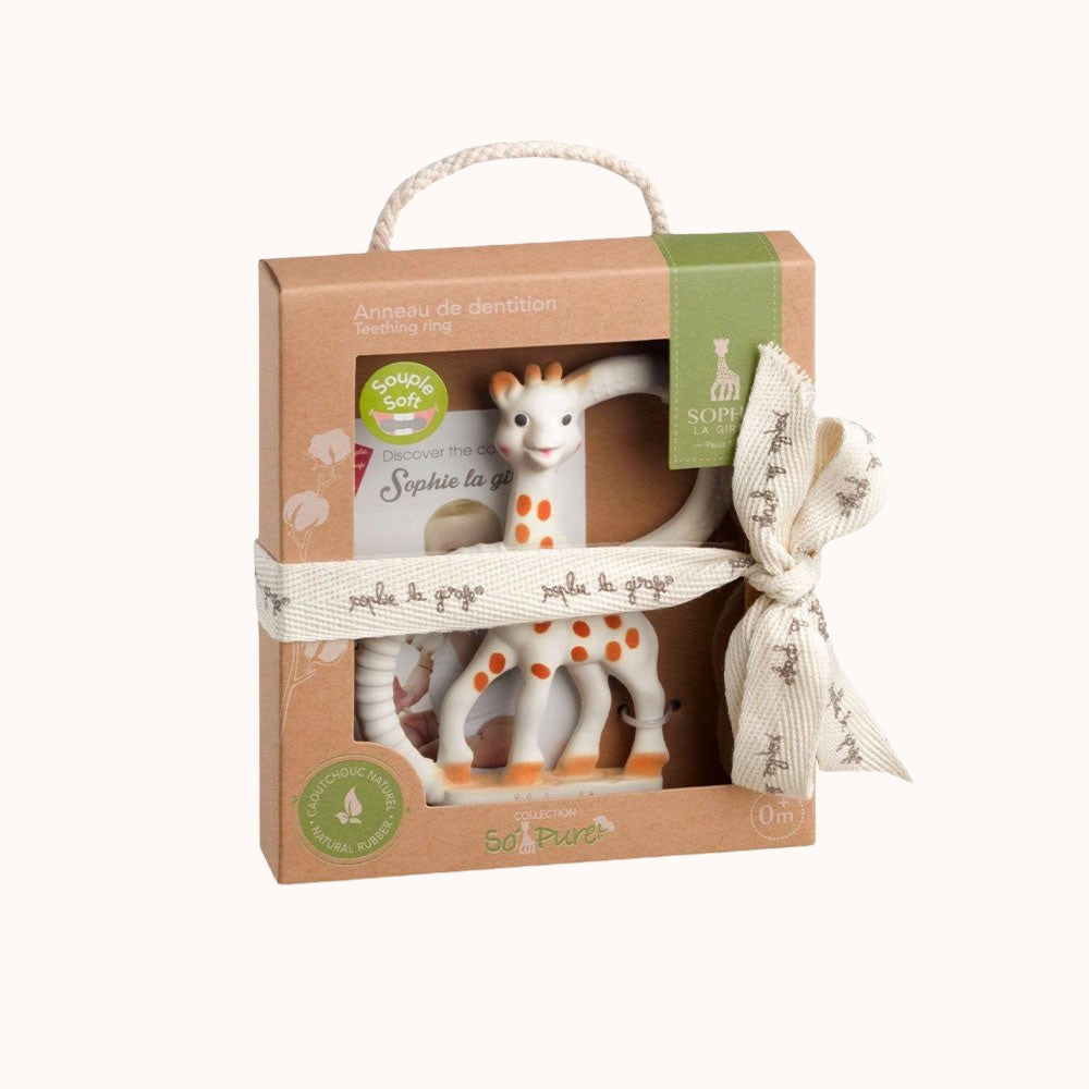 Sophie la girafe teething toy presented in a gift box with a beige ribbon